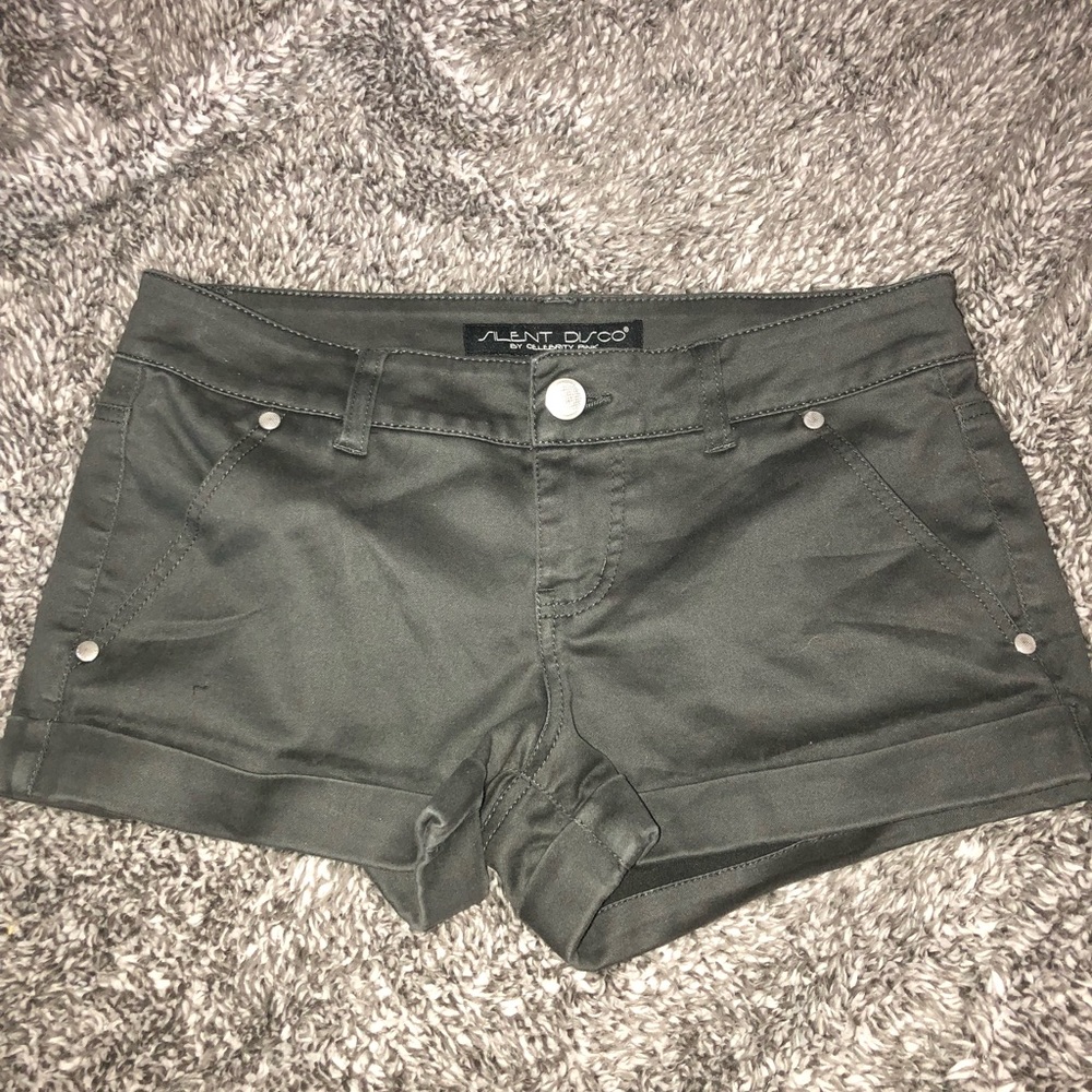 Silent disco by celebrity Pink shorts